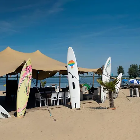 Cube Mit Dachterrasse Meerblick Und Prázdninový dům *
